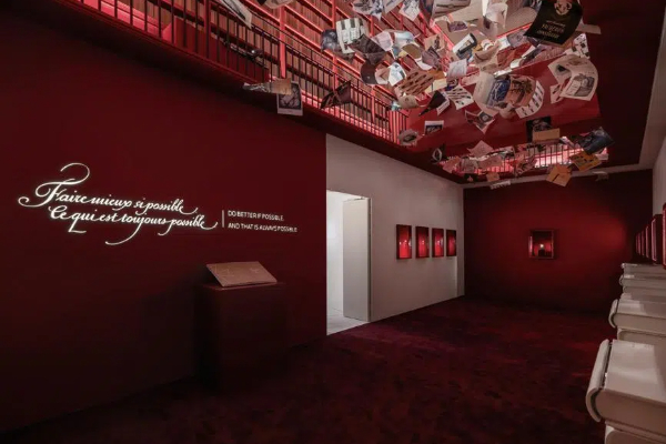 Orologiai svizzeri celebrano l'anniversario con una mostra a Shanghai