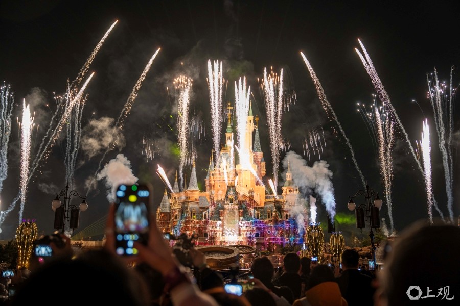 Al via le celebrazioni per il decimo anniversario dello Shanghai Disney Resort