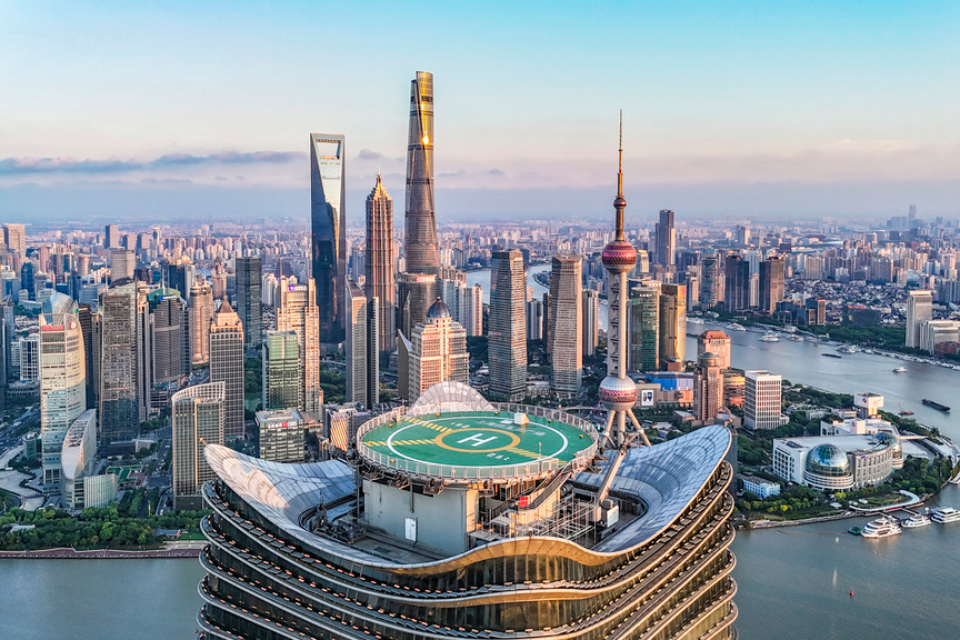 Due giorni per aprire un’impresa a Shanghai: il nuovo record che attira investitori dal mondo