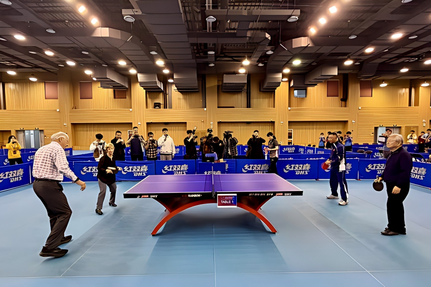 Testimoni si riuniscono per il 55° anniversario della “Diplomazia del Ping-Pong” sino-statunitense