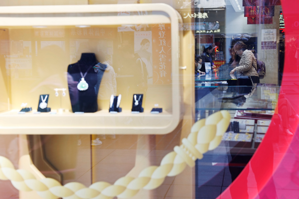 A Shanghai gli stranieri puntano direttamente sulla gioielleria in oro su misura