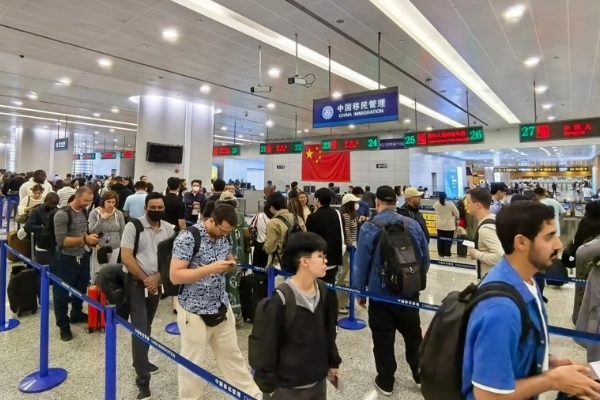Boom del turismo internazionale giovanile a Shanghai