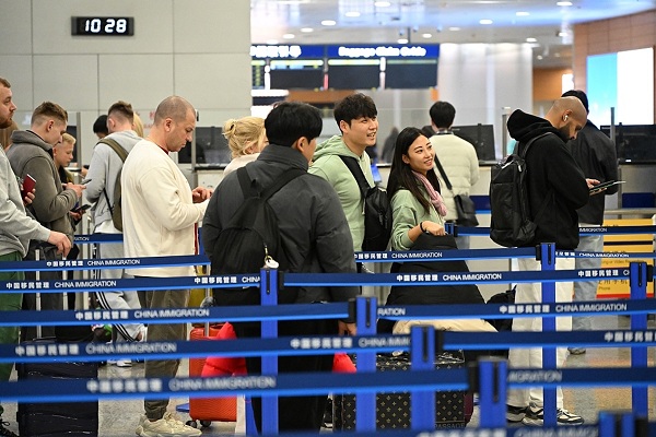 La Cina emana un nuovo regolamento sulla gestione dell’ingresso e dell’uscita dal territorio