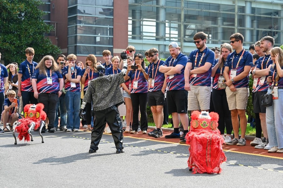 “One School One Member” collega competenze e culture