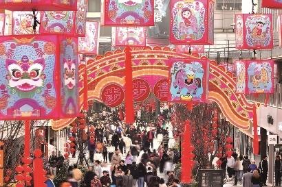 Turismo e consumi da record a Shanghai per il Capodanno cinese: 21,6721 milioni di visitatori
