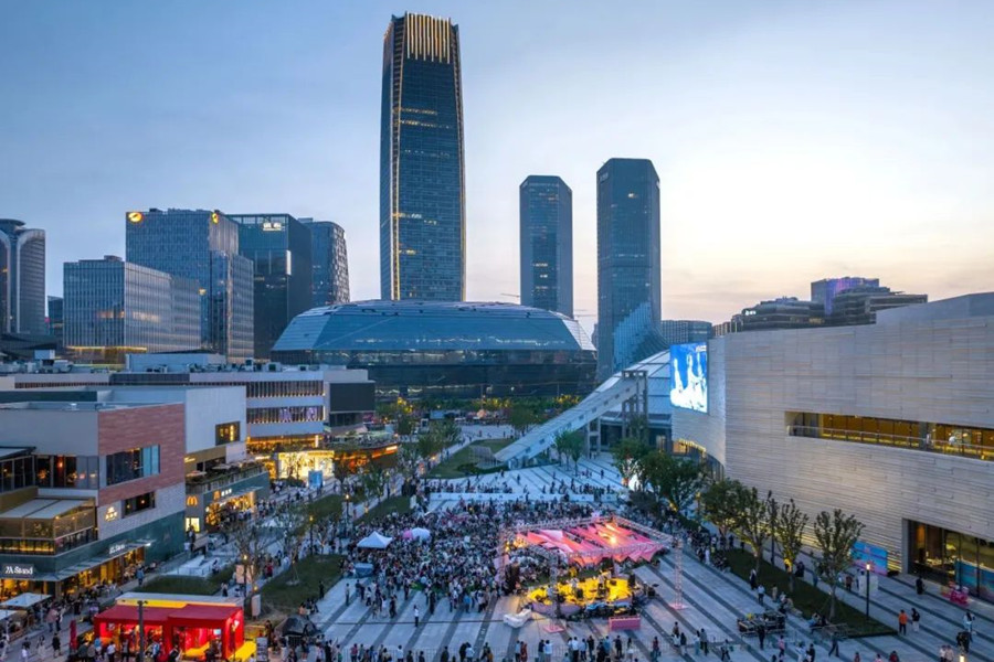 Esplorate la magia sensoriale dei mercati notturni di Shanghai