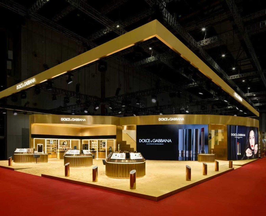 Dolce&Gabbana Beauty punta sulla Cina: debutto alla CIIE e lancio nel 2026