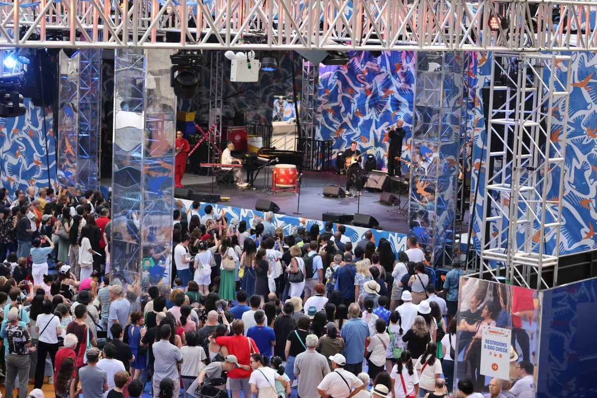 I newyorkesi si immergono nell'incredibile cultura di Shanghai