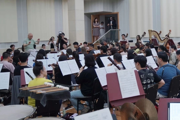 Shanghai: Falstaff apre la nuova stagione del Grand Theatre