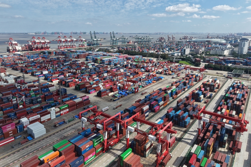 PIL di Shanghai in crescita del 5,6% nel primo semestre del 2026