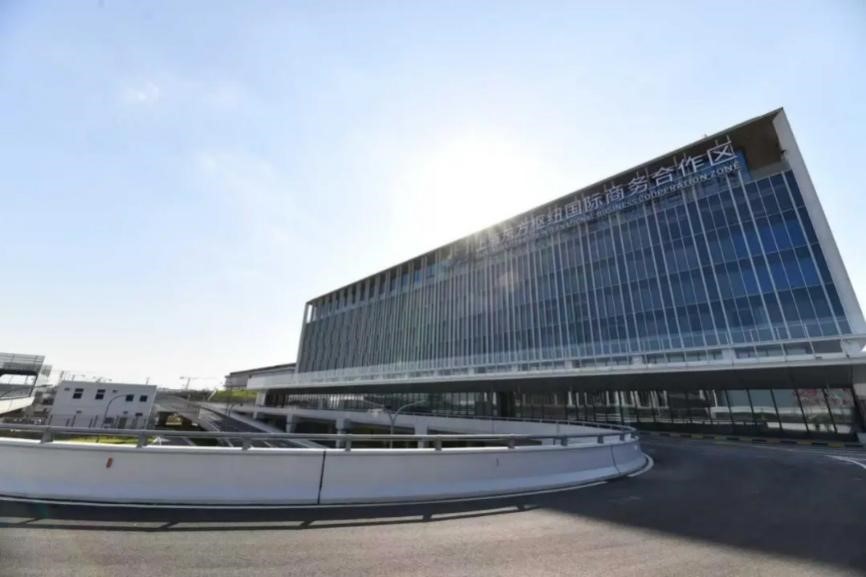 Investimenti a Shanghai, via alla conferenza internazionale: appuntamento al nuovo polo Shanghai Eastern Hub